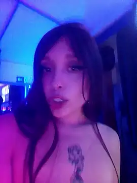 bbferlinaa online show from February 6, 6:00 pm