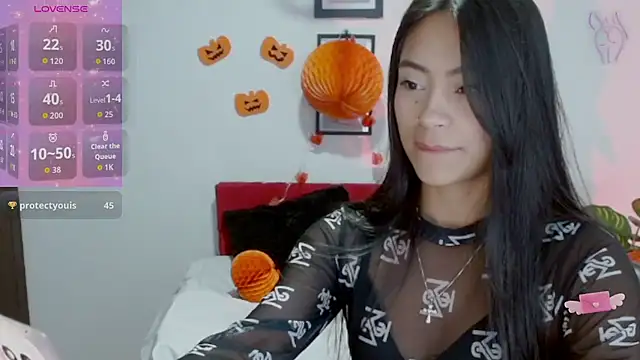 NatalyEscobar lx online show from October 7, 12:42 pm