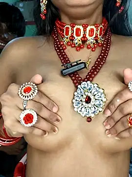 Best Couple 11 online show from November 5, 7:52 pm