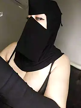 -Arab milf- online show from December 2, 9:10 am