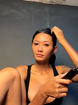 thai-dreamgirl online show from December 22, 11:41 pm