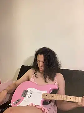 PeacockGoddess online show from October 12, 8:33 pm