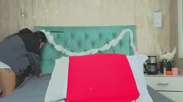 Marcelaa fox online show from December 19, 10:35 pm