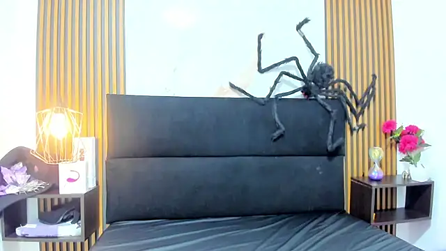 Ambber moon online show from October 17, 2:15 am