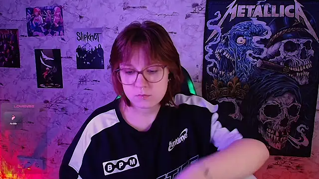 Rudy 02 online show from April 9, 12:43 pm