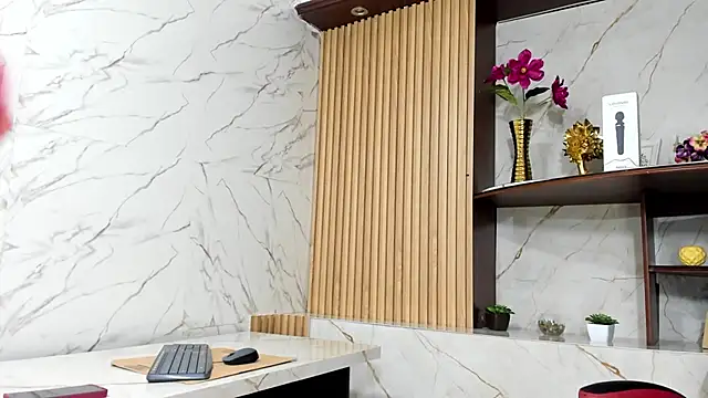 MirandaRossi online show from February 26, 2:54 am