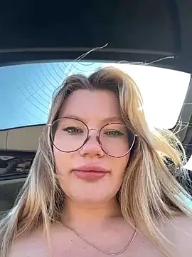 justmilaa online show from September 15, 12:35 pm