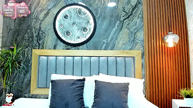 BellaPeers  online show from April 4, 12:48 pm