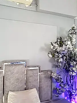 Maaracooper online show from April 13, 8:31 pm