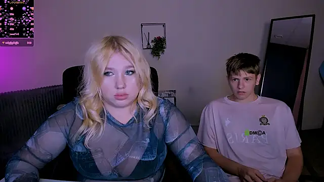 juli kisss online show from September 11, 7:47 pm