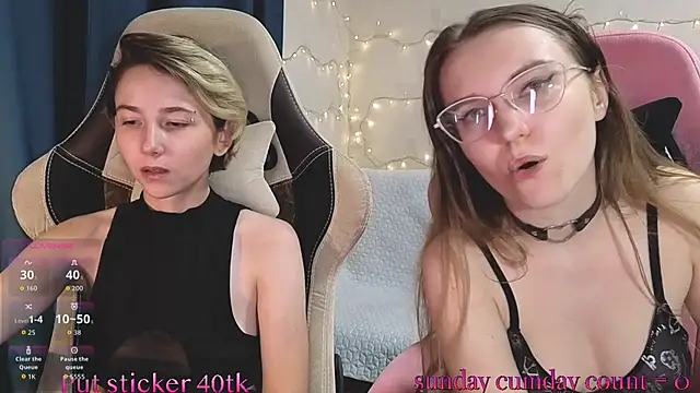 velvetvalkyries online show from September 14, 6:17 pm