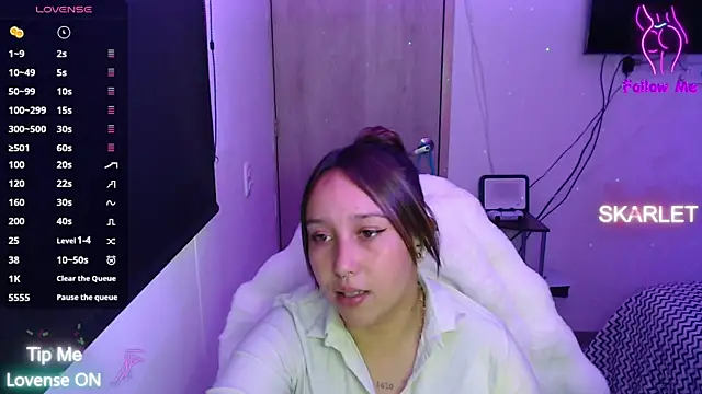 Skarlet Adams28 online show from October 2, 9:20 pm