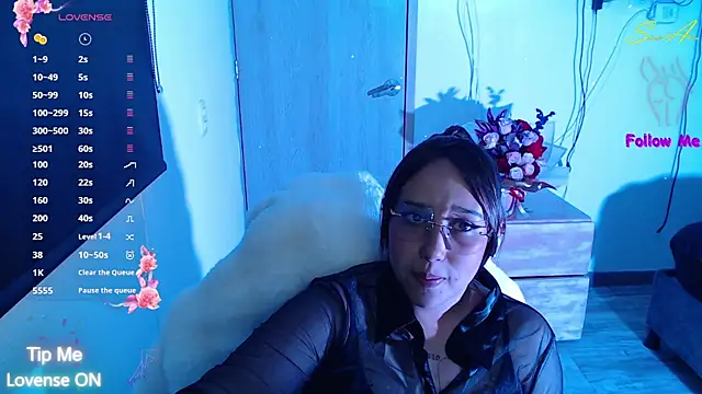 Skarlet Adams28 online show from September 10, 8:42 pm