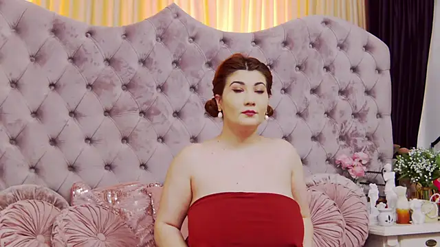 PenelopeLynnx online show from February 19, 10:15 am