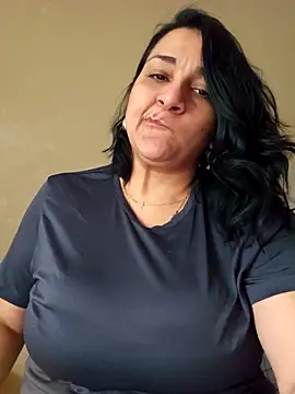 paulinaDiaz1 online show from October 21, 1:15 pm