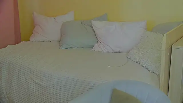 BritneyCruze online show from September 12, 8:56 am