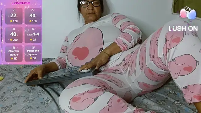 sexy hot carol online show from January 15, 5:24 am