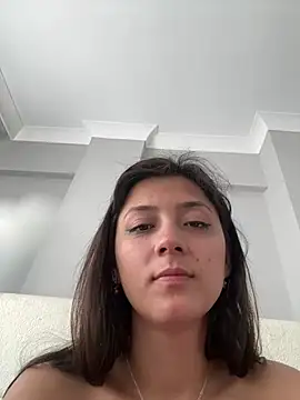 melosunuzz online show from June 10, 5:17 am