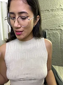 KaitlynLoveCam online show from October 1, 10:48 pm