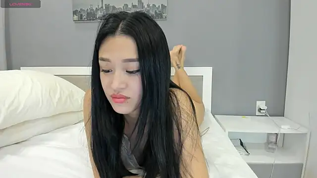 yumisunn online show from October 7, 3:44 am