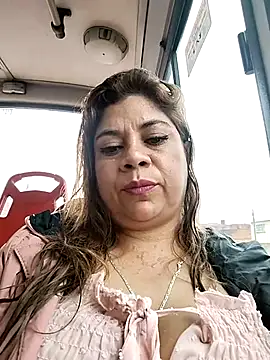 Laura-Hernandez online show from October 14, 3:14 pm