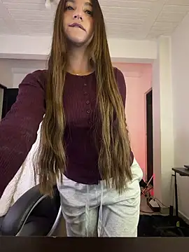 aly golden  online show from December 15, 9:14 am