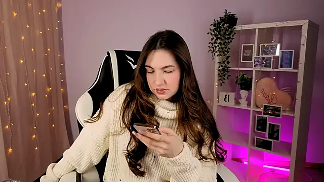 MelissaLovely  online show from October 13, 6:27 am