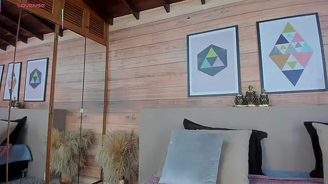 AriaFoster online show from March 2, 4:45 am