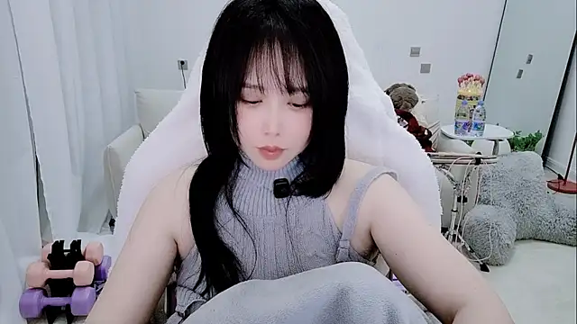 Vaness-a online show from March 23, 6:47 pm