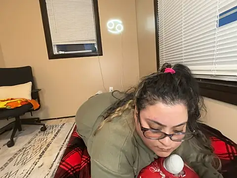 tillymarie34 online show from February 11, 11:39 pm