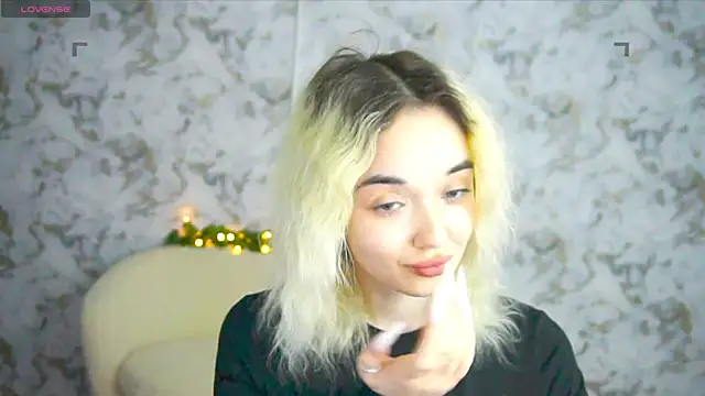 Ashley S online show from May 15, 10:56 pm