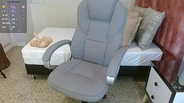 sussy leon online show from October 25, 2:03 pm