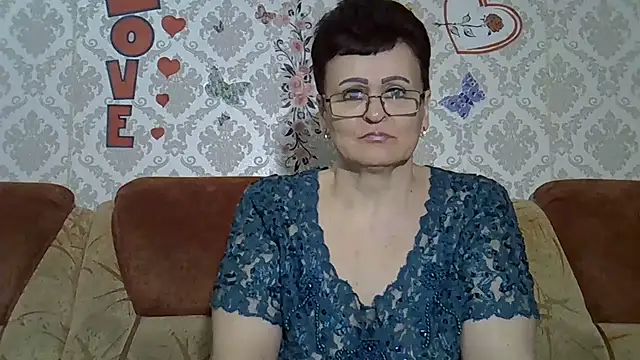 PaulaGolden online show from April 18, 6:43 pm