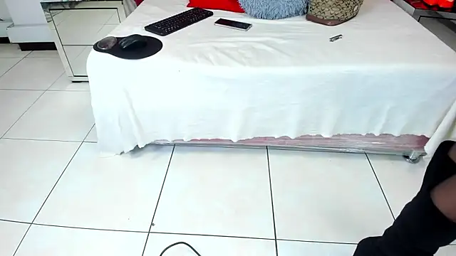 AmiraDulcee online show from October 29, 3:14 pm