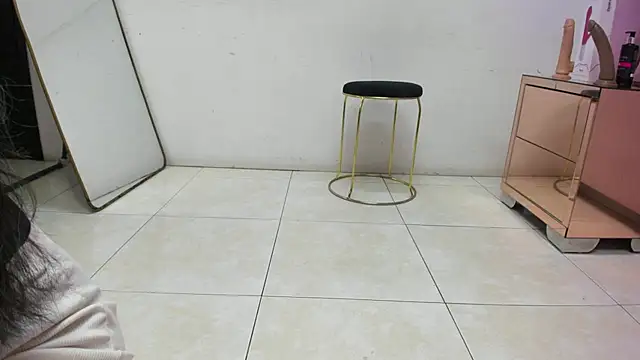 AmiraDulcee online show from March 28, 7:57 pm