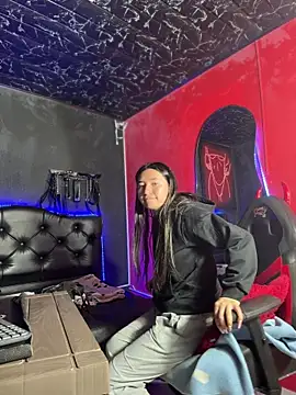 Sophie LS online show from March 6, 3:01 am