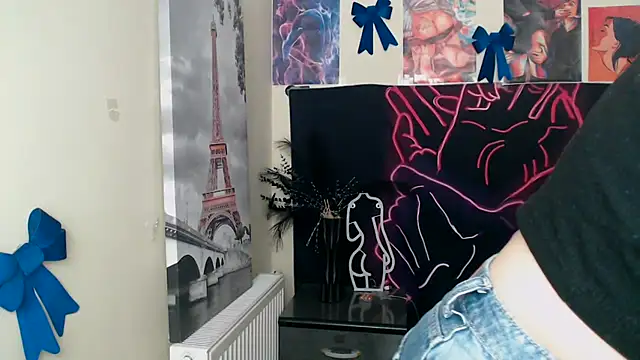 StellaCRL online show from March 28, 1:10 pm