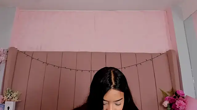 MollyBigBoobs12 online show from September 29, 8:25 pm