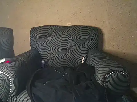 DarkGorgeous online show from April 21, 7:32 pm