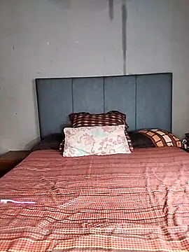 ThickPearlx23 online show from March 22, 9:37 am