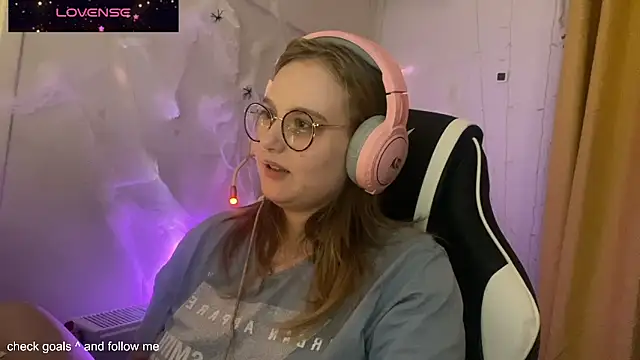 JacyWinslat online show from October 30, 5:47 pm