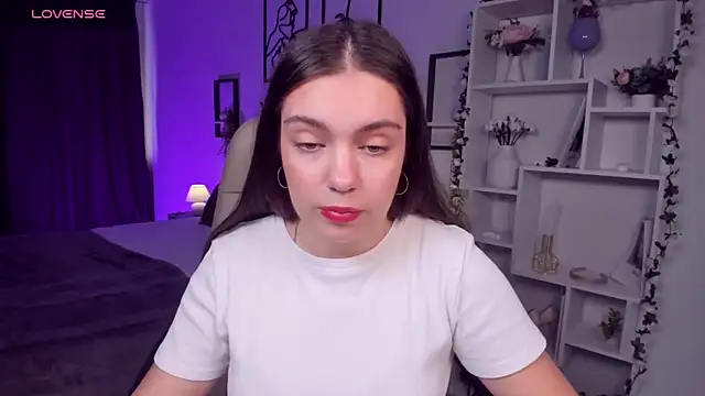 DaniellaLovely online show from October 6, 11:27 am