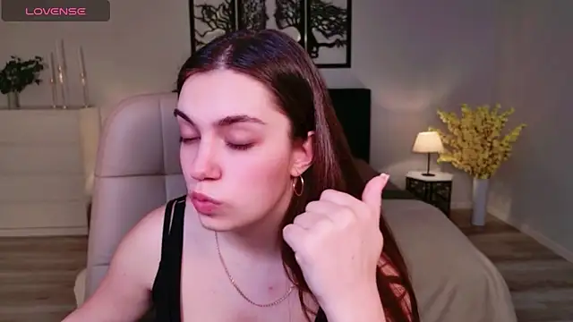 DaniellaLovely online show from November 17, 11:33 am