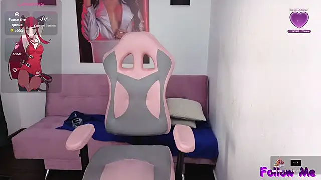 vittorialombardi   online show from October 15, 8:17 am