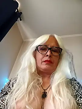 Rousmk1 online show from October 19, 12:18 pm