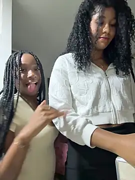 EscorpiLeoncita online show from March 8, 3:54 am