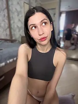 LushLuna online show from September 10, 8:58 am