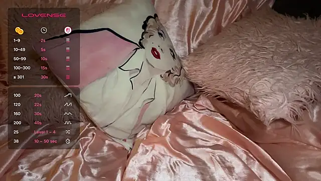 Nocturnegoddess online show from November 12, 9:24 pm