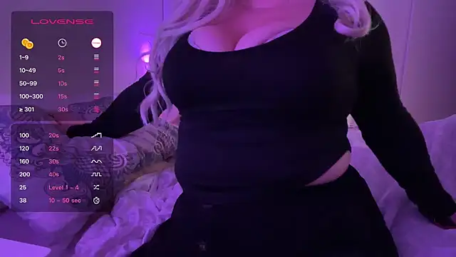 Nocturnegoddess online show from November 4, 11:32 pm