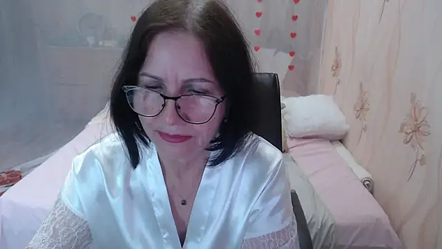 OlgaHottie online show from October 11, 1:43 am